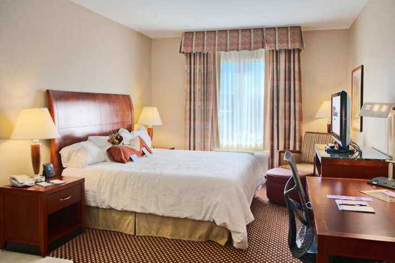 Hilton Garden Inn Laramie Pokoj fotografie